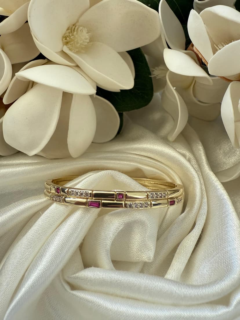 Kırmızı Taş ve Zirkon Detaylı Bilezik