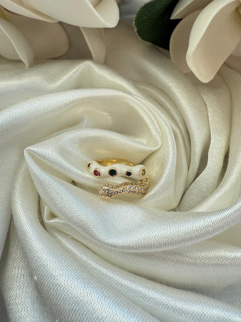 Fransız Beyazı Mineli Yüzük