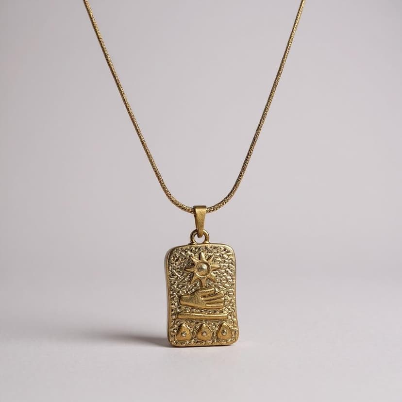 Güneş Figürlü Kolye