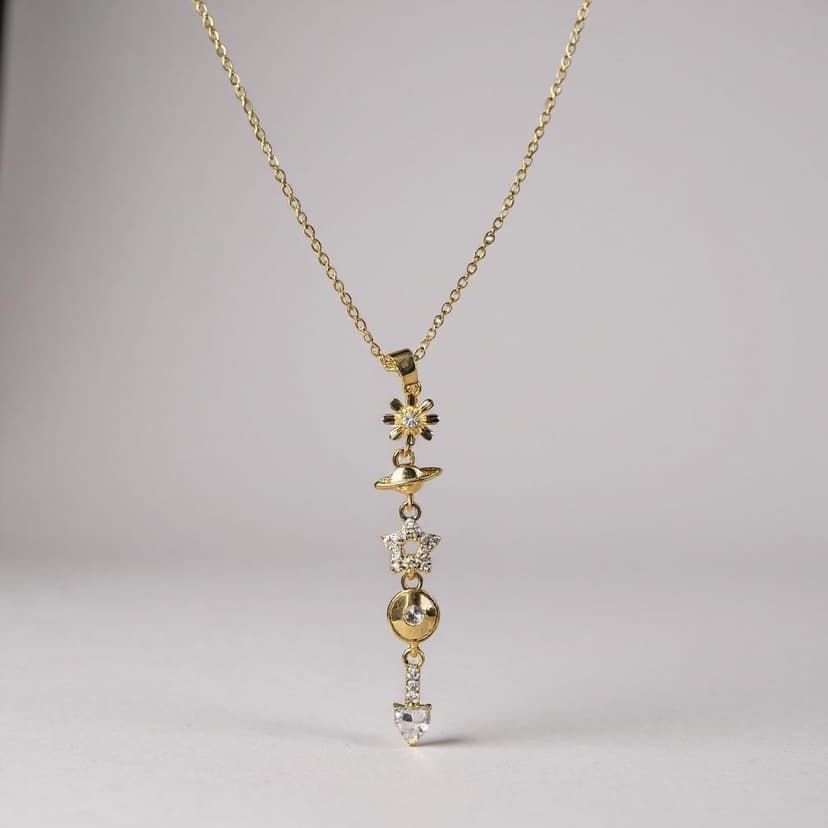 Gezegen ve Yıldız Figürlü Kolye