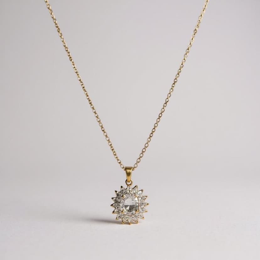 Güneş Işıltılı Taşlı Kolye