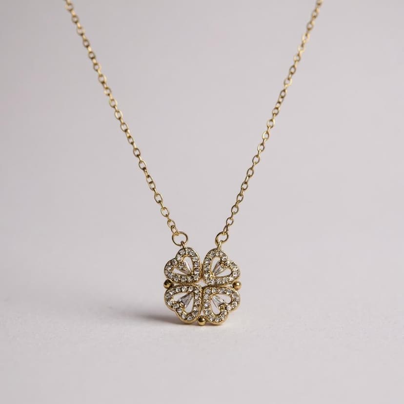 Dört Yapraklı Taşlı Yonca Kolye