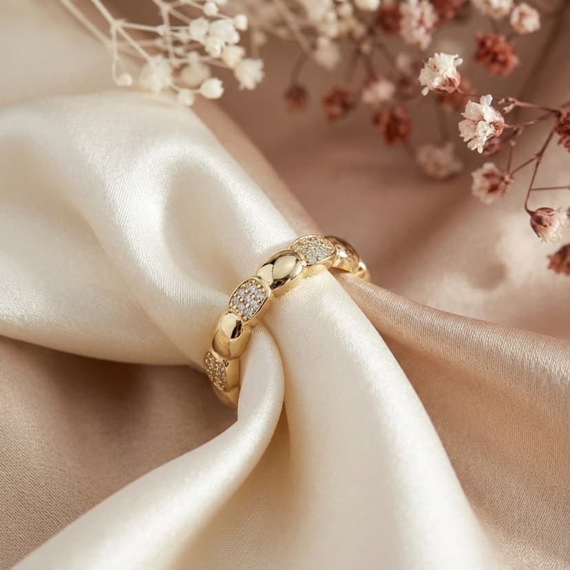 Sıralı Taşlı ve Bombeli Zincir Tasarım Yüzük