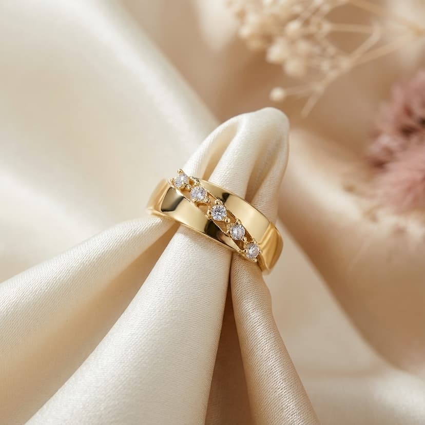 Diyagonal Taş Sıralı Modern Geniş Band Yüzük